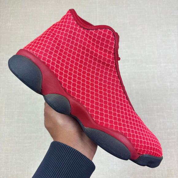 🌹 2016 Jordan Horizon ‘Gym Red’ 11M - Picture 1 of 6